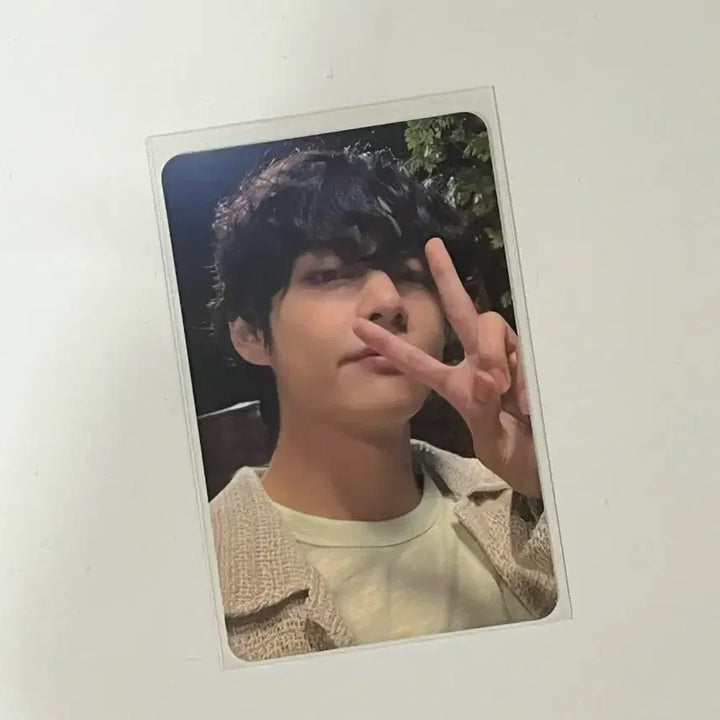 [BUNJANG] BTS Taehyung V MAP OF THE SOUL 7 Japanese Regular Edition Photocard / 방탄 방탄소년단 bts 태형 뷔 더져니 일본 맵솔 통상반 포카 포토카드