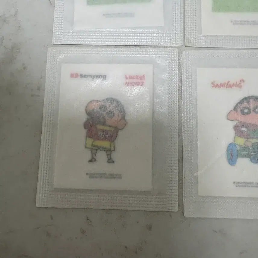 [BUNJANG] Crayon Shin-chan Sticker Collection (Sealed) - Samyang Crayon Shin-chan / 짱구 띠부씰 미개봉 판매 삼양짱구 구로고