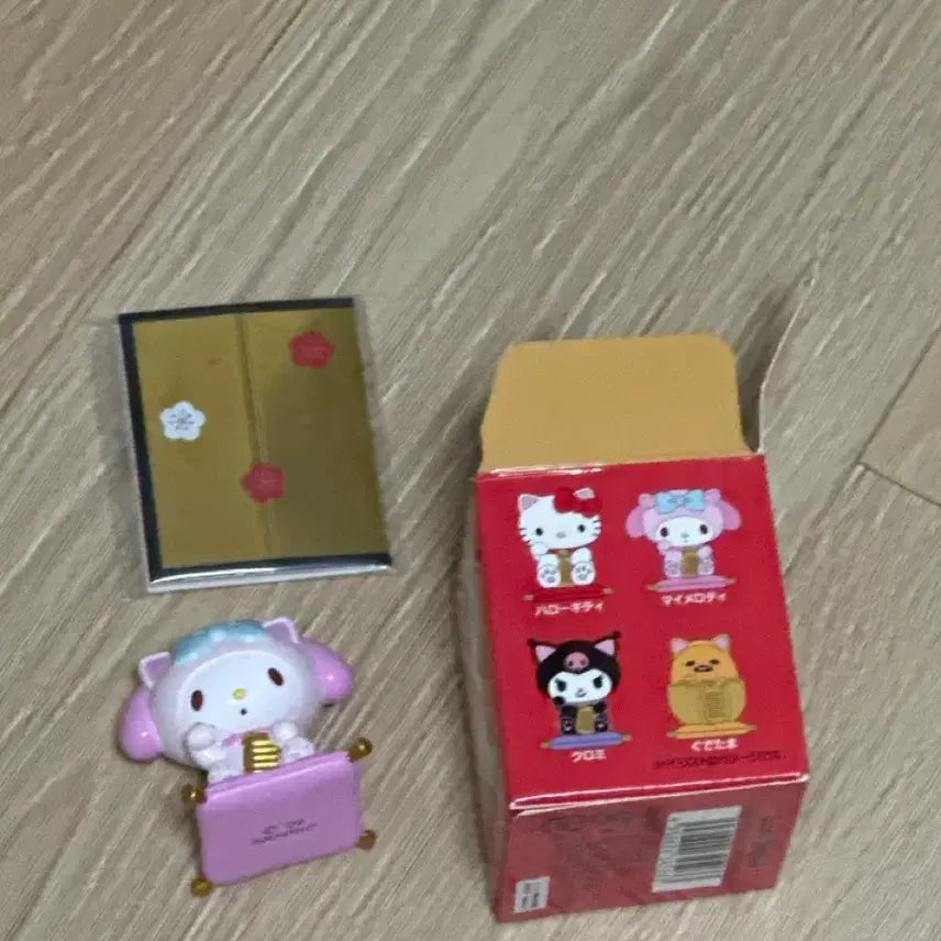 [BUNJANG] Sanrio My Melody Maneki-neko Figure / 산리오 마네키네코 마이멜로디 피큐어