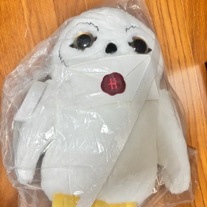 [BUNJANG] Harry Potter Chinese KUJI C Prize Hedwig Owl Plush Backpack / 해리포터 중국 쿠지 C상 헤드위그 올빼미 인형 가방 백팩