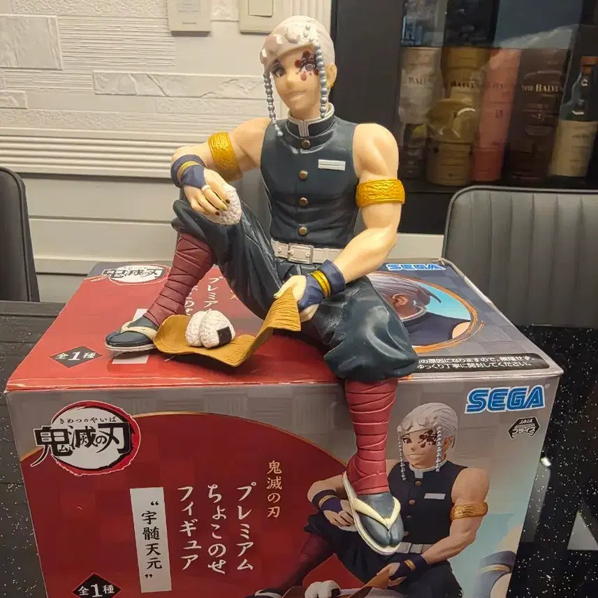 [BUNJANG] Demon Slayer Tengen Nendoroid Figure / 귀멸의 칼날 텐겐 넨도로이드 피규어