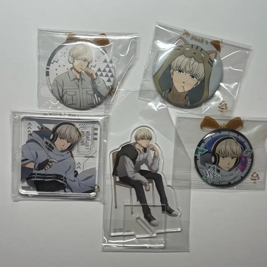 [BUNJANG] Wind Breaker Kaji Acrylic &amp; Can Badge Bundle Set / 윈브레 카지 렌 캔뱃지 윈드브레이커 카지 캔뱃지 아크릴 일괄