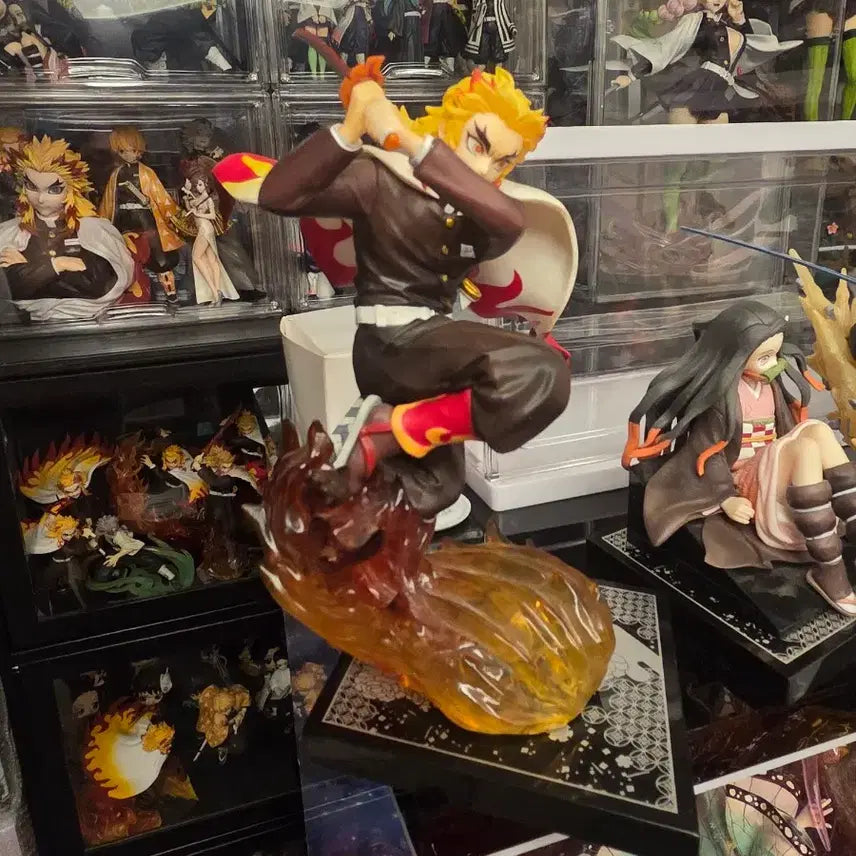 [BUNJANG] Demon Slayer Kyojuro Rengoku Figure / 귀멸의 칼날 렌고쿠 피규어