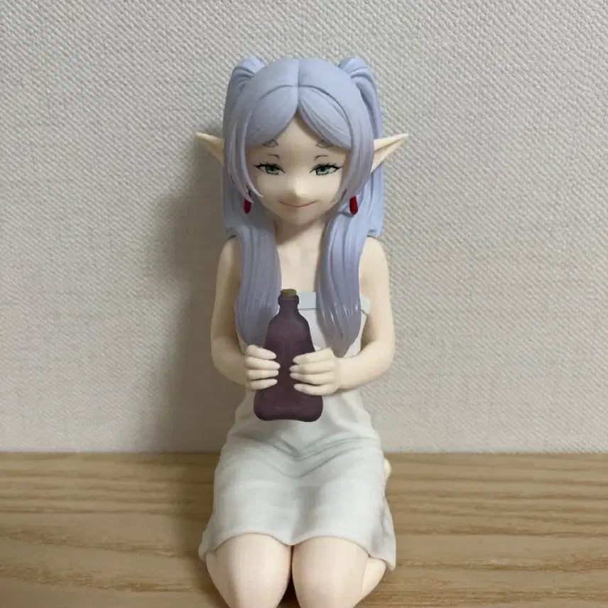 [BUNJANG] Frieren Relax Time Figure (Opened) / 프리렌 릴렉스타임 피규어 옷 녹이는 약