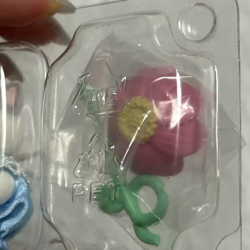 [BUNJANG] Sylvanian Families Baby Flower Garden Latte Cat / 실바니안 아기꽃밭 라떼 고양이