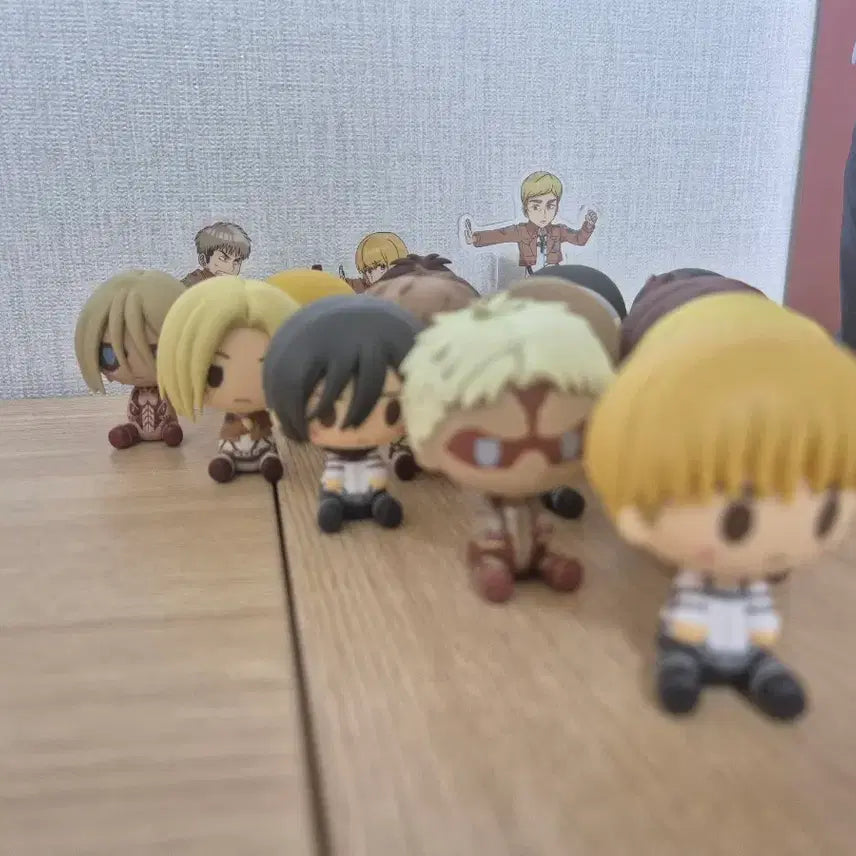 [BUNJANG] Attack on Titan Choco-Noko Figure Set (15 Pieces) / 진격의 거인 초코노코 피규어 세트 15개