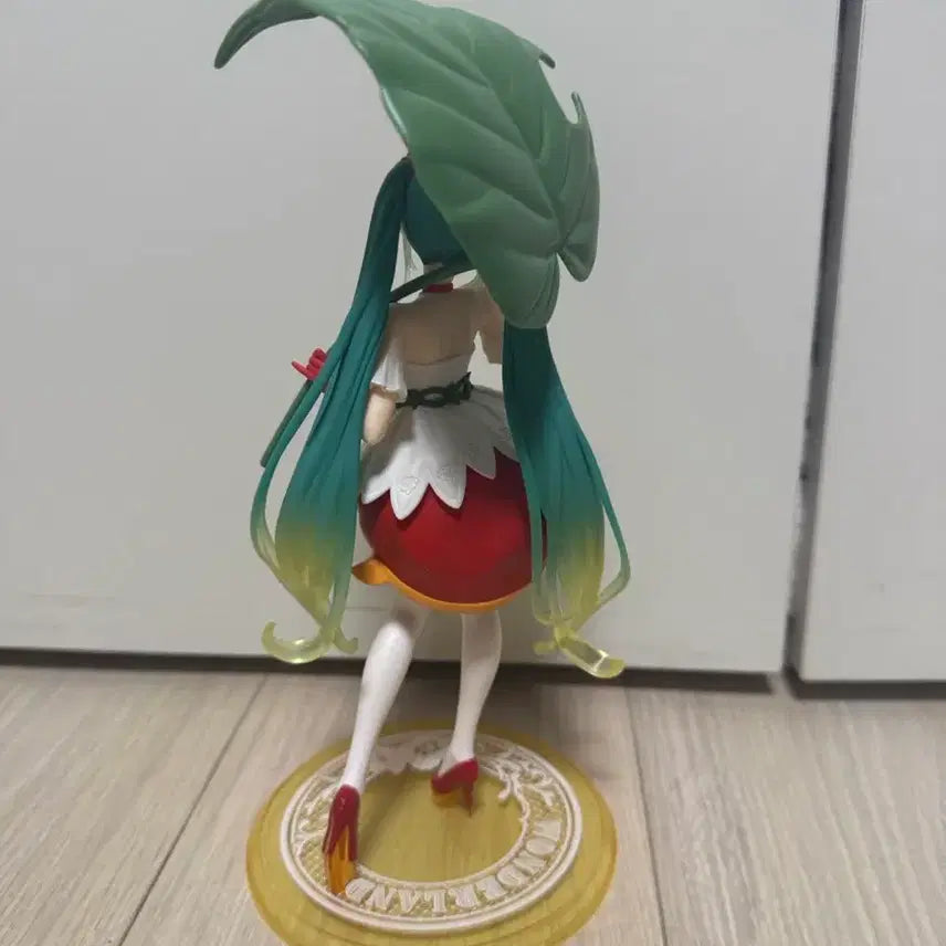 [BUNJANG] Hatsune Miku Thumbelina Figure / 하츠네미쿠 엄지공주 피규어