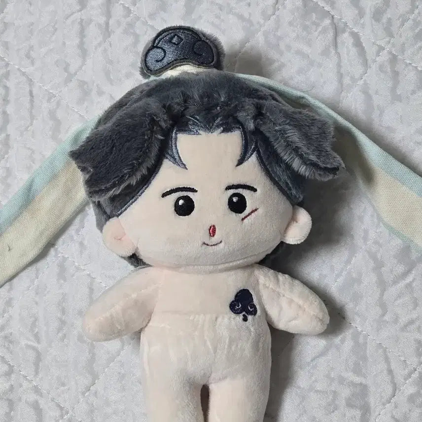 [BUNJANG] Byosongbaek 15cm Plush Doll &amp; Jongnam Hanbok Bundle Set / 뵤송백 솜인형 + 종남 무복 일괄 양도