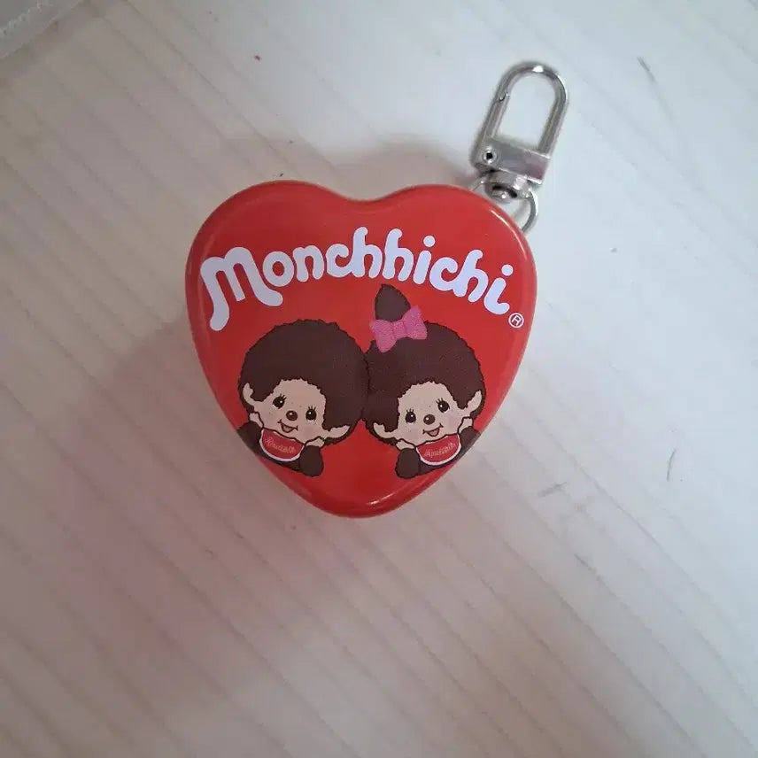 [BUNJANG] Monchhichi Heart Tin Case Keychain / 몬치치 하트 틴케이스 키링