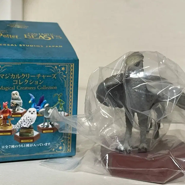 [BUNJANG] Fantastic Beasts Collection Figure (Buckbeak) - Universal Studios Japan Exclusive / (택포)신비한 동물사전 랜덤피규어 유니버셜 한정 벅빅
