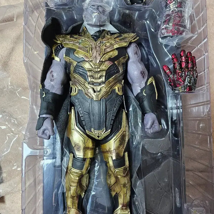 [BUNJANG] Hot Toys Avengers: Endgame Thanos Battle Damage Version 1/6 Scale Figure / 핫토이 어벤져스 엔드게임 타노스 배틀 데미지 버전 1/6 피규어