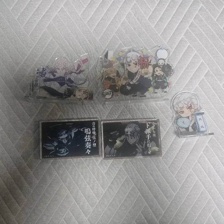 [BUNJANG] Demon Slayer Tengen Uzui Acrylic Stand Set / (일괄)귀멸의칼날 우즈이 텐겐 아크릴 스탠드 세트