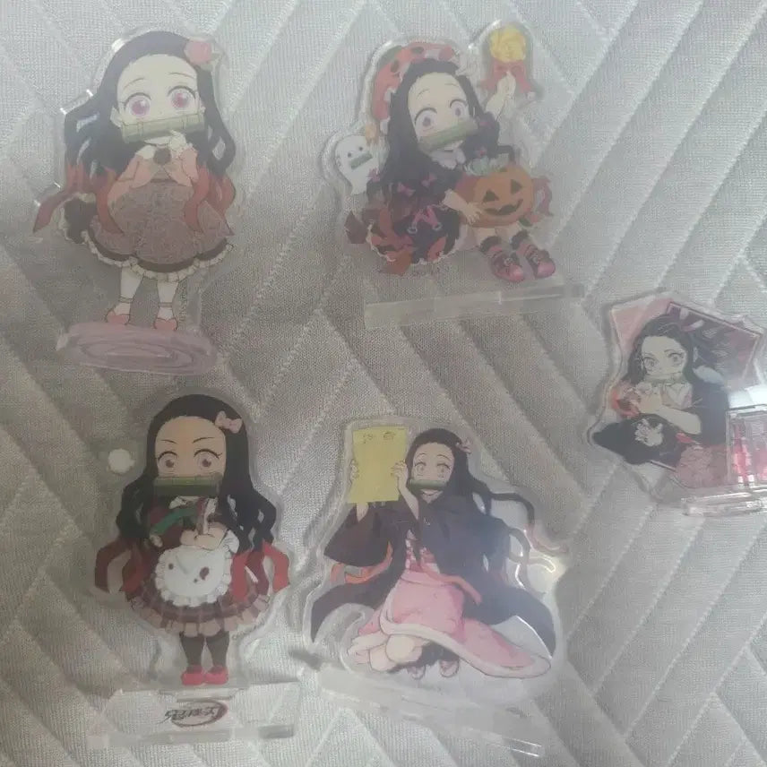 [BUNJANG] Demon Slayer Nezuko Acrylic Stand Bundle Set / (일괄)귀멸의칼날 네즈코 아크릴 스탠드 세트