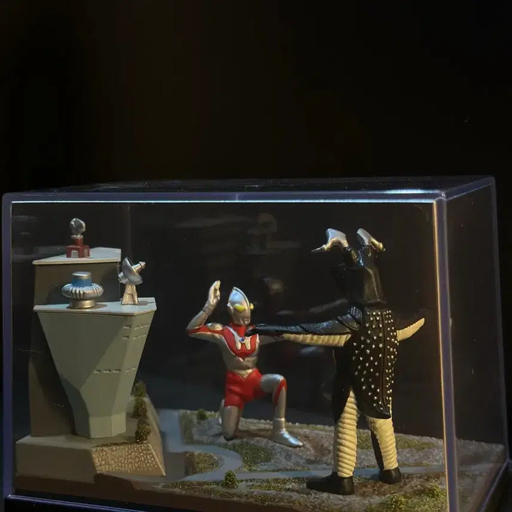 [BUNJANG] Ultraman Monster Encyclopedia Figure / 울트라맨 피규어 괴수명감