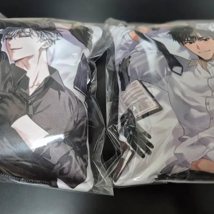 [BUNJANG] Yuji Illei &amp; Jung Taeui Wrist Cushion Bundle (Sealed) / 패션 유우지 일레이 정태의 손목쿠션 일괄 (미개봉)