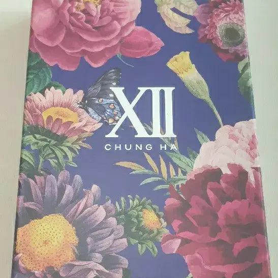 [BUNJANG] Chung Ha XII Limited Edition Album / 청하 XII 앨범 한정반