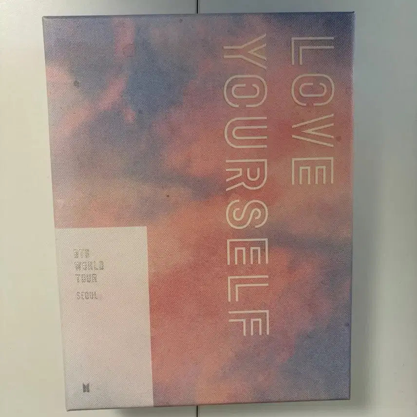 [BUNJANG] BTS LOVE YOURSELF TOUR IN SEOUL DVD Photocard (Jin), Poster (Jungkook) Bundle Set / 방탄소년단 bts 럽셀콘 서울 DVD