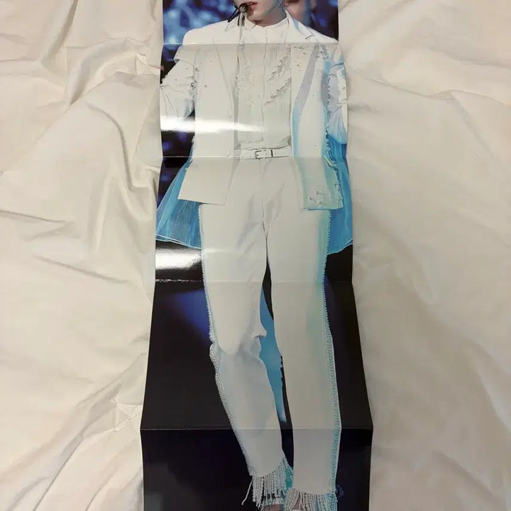 [BUNJANG] BTS LOVE YOURSELF TOUR IN SEOUL DVD Photocard (Jin), Poster (Jungkook) Bundle Set / 방탄소년단 bts 럽셀콘 서울 DVD
