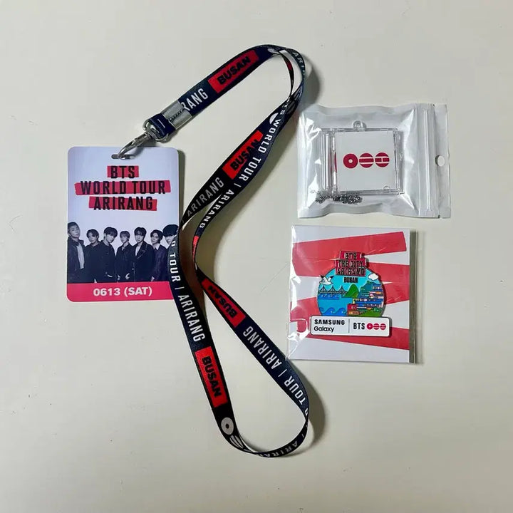 [BUNJANG] BTS Arirang Tour Busan Sound Check Lanyard + Galaxy Goods Set / BTS 방탄소년단 아리랑 투어 부산 사첵목걸이+갤럭시굿즈2종