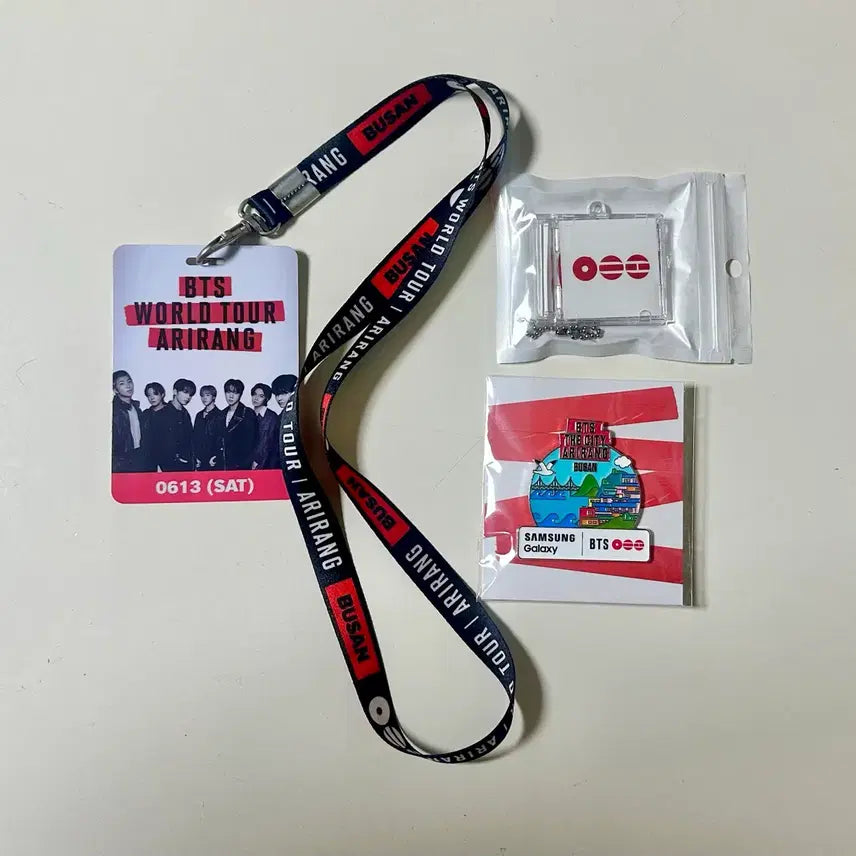 [BUNJANG] BTS Arirang Tour Busan Sound Check Lanyard + Galaxy Goods Set / BTS 방탄소년단 아리랑 투어 부산 사첵목걸이+갤럭시굿즈2종