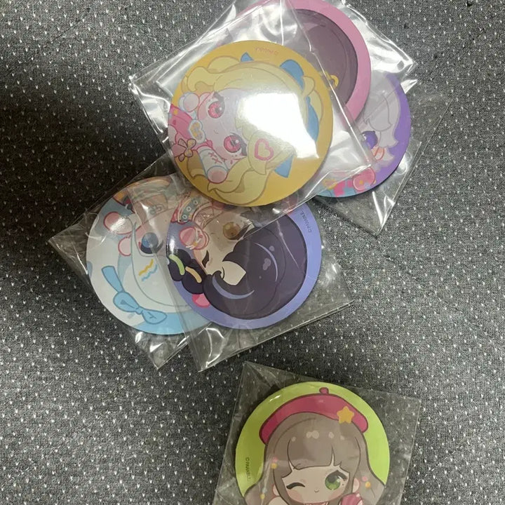 [BUNJANG] ISEOPAB Lucky Draw Character Badge Bundle Set / 이세팝 특전 캔뱃지 티켓 판매합니다