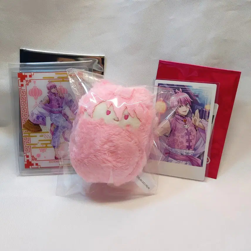 [BUNJANG] Aris Asmodeus Photocard &amp; Azuke Case &amp; Azuki Doll Bundle Set / (일괄) 악입문 아스모데우스 아리스 포카&amp;아즈케이스&amp;아즈누이