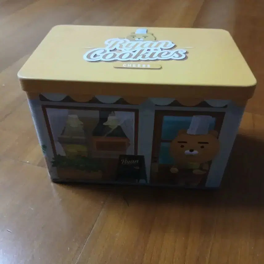 [BUNJANG] Kakao Friends Ryan Vintage Limited Edition Cheese Cookie Tin Case / 카카오캐릭터 빈티지 한정판 라이언 치즈 쿠키 틴케이스