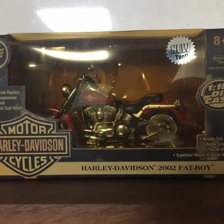 [BUNJANG] ERTL 1:18 Scale 2002 Harley-Davidson Fat Boy Diecast Model / ERTL 1:18 Harley-Davidson 2002 Fat Boy