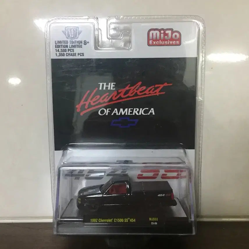 [BUNJANG] M2 Machines 1:64 1992 Chevrolet C1500 SS 454 Limited Edition / M2 1:64 1992 Chevrolet C1500 SS 454   Size 1:64, go(d)m