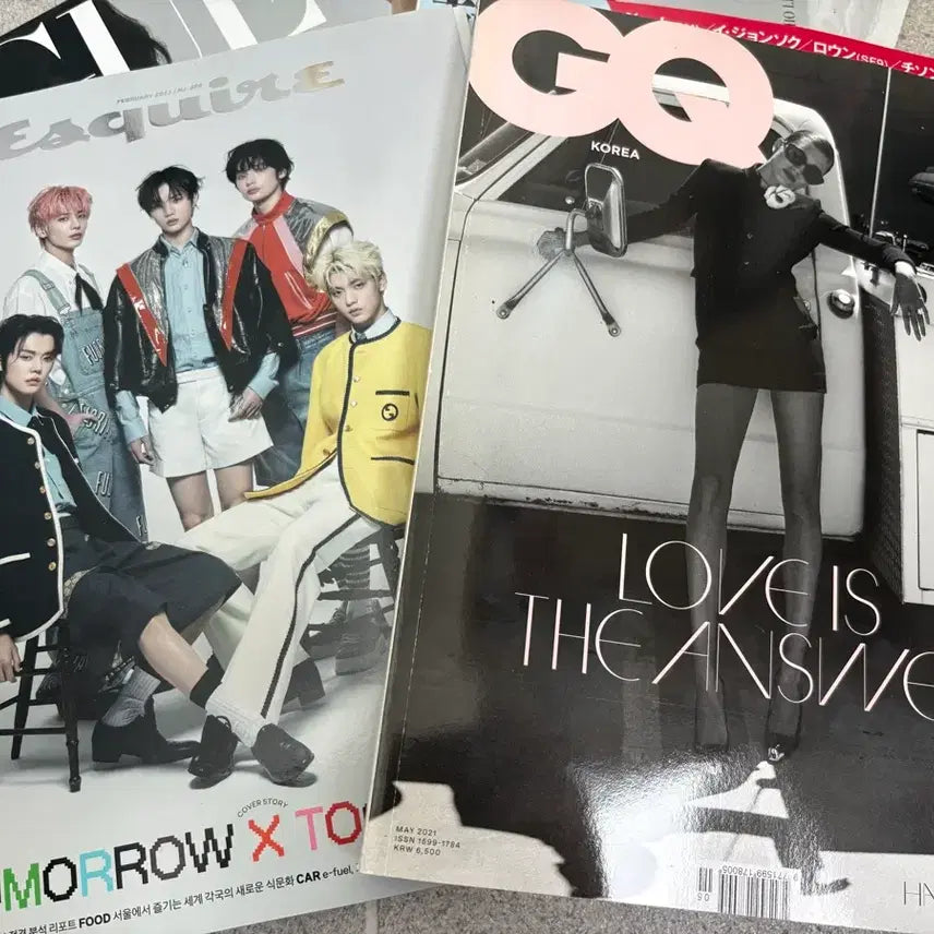 [BUNJANG] GQ &amp; Esquire Magazines (Lee Junho / TXT) / 지큐 &amp; 에스콰이어 잡지 (이준호/투바투)