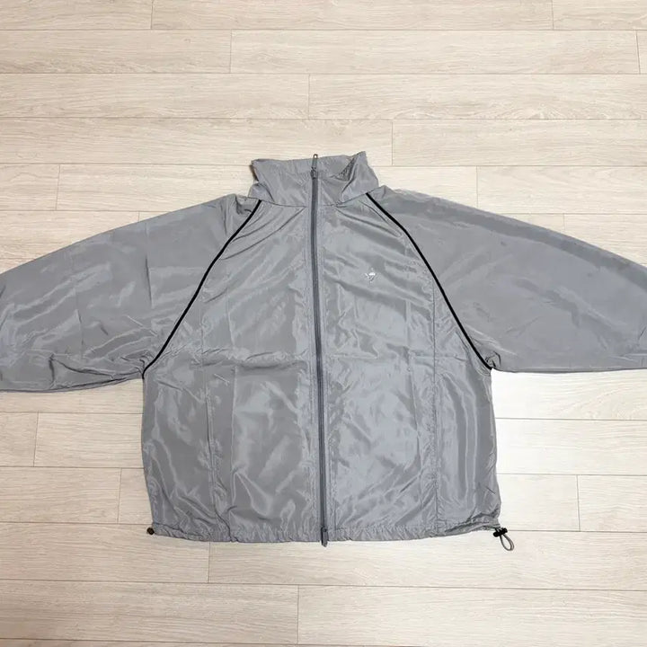 [BUNJANG] SEVENTEEN Follow Ill-kon Follow UV Jacket Windbreaker Grey M / 세븐틴 follow 일콘 팔로우 uv 자켓 바람막이 회색 m
