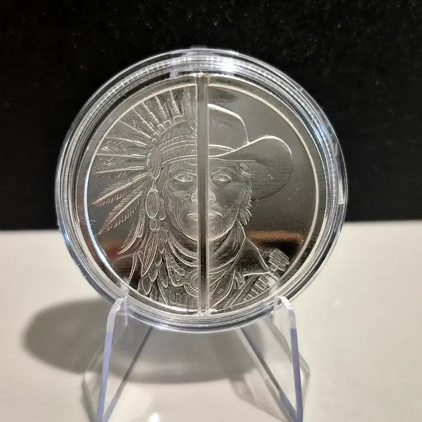[BUNJANG] Bimetallic 1 oz Silver Coin - Cowboy &amp; Indian Design / 특이한 카우보이&amp;인디언 반반은화 1온스
