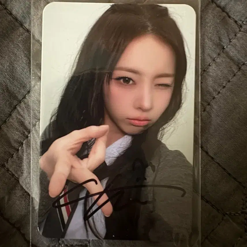 [BUNJANG] Say My Name Shii Signed Photocard / 세이마이네임 슈이 싸인포카 팔아요