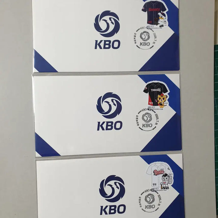 [BUNJANG] KBO League Stamp Museum First Day Cover &amp; Maximum Card / KBO 리그 우표 박물관 초일봉투 / 맥시멈카드 (프로야구팀 캐릭터 스티커 우표)