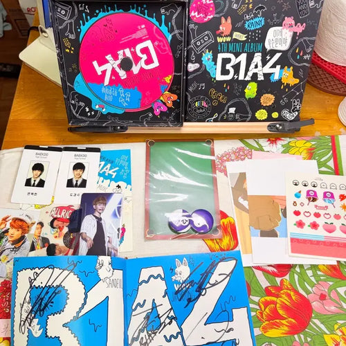 [BUNJANG] B1A4 Mini 4th Album 'What's Going On' Signed Album with Photocard / 비원에이포 싸인앨범(B1A4)미니4집[이게무슨일이야],포카등다수