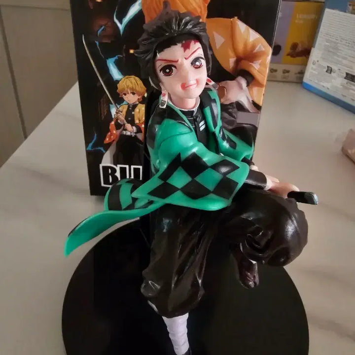 [BUNJANG] Demon Slayer Tanjiro Figure / 귀멸의 칼날 탄지로 피규어