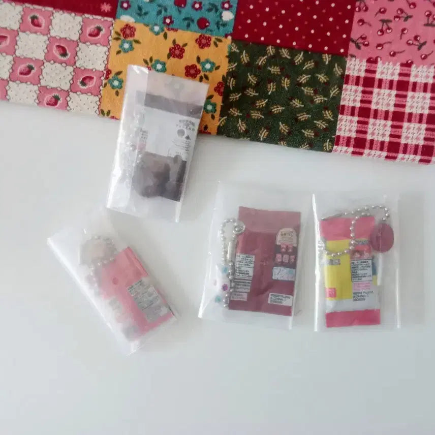 [BUNJANG] Peko-chan Japanese Snack Keychain 4 Types Set / 페코짱 일본 과자 키링 4종 세트