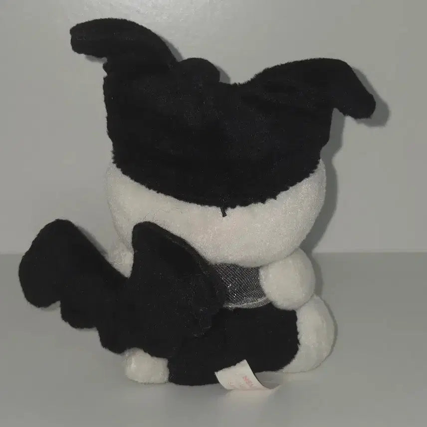 [BUNJANG] Hello Kitty "Beads Kitty Devil Wings Flapping" Plush Toy / 헬로키티 구슬키티 악마 날개 파닥파닥 인형