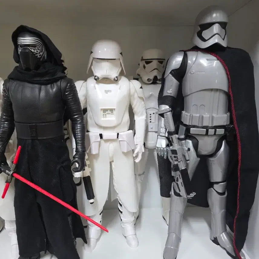[BUNJANG] Star Wars Kylo Ren &amp; Stormtrooper Action Figure Set / 스타워즈 피규어 세트 (카일로렌, 스톰트루퍼)