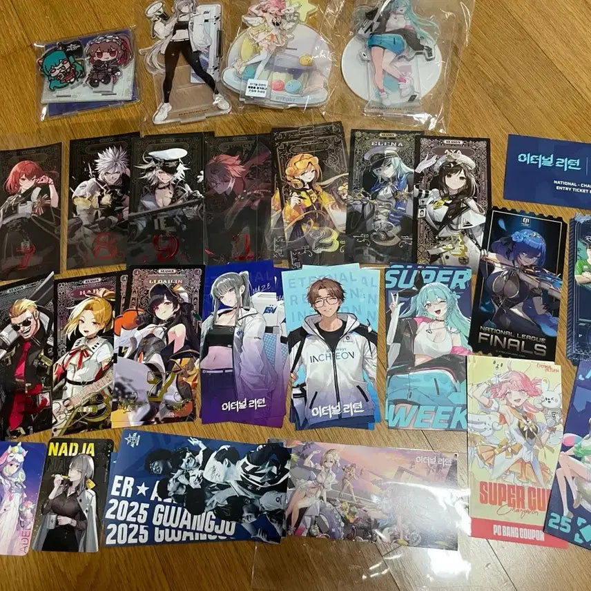 [BUNJANG] Eternal Return Official Ticket &amp; Acrylic Stand / 이터널 리턴 공식 티켓 및 아크릴 스탠드