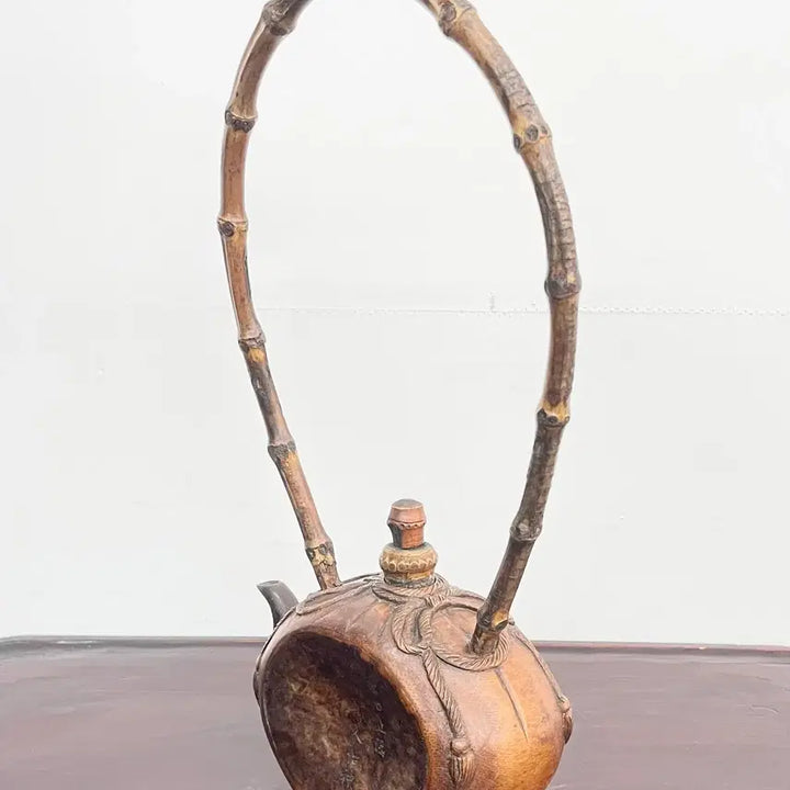 [BUNJANG] Vintage Teapot with Engraved Hanja / 주전자