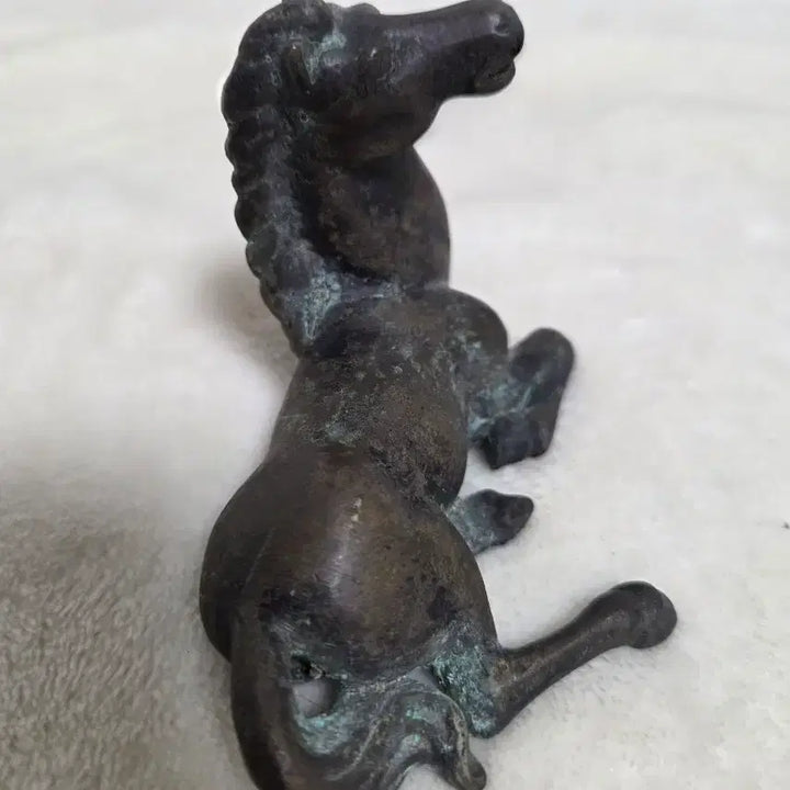 [BUNJANG] Vintage Bronze Horse Sculpture Paperweight / 년대가 좋은청동 말 조각상(문진)
