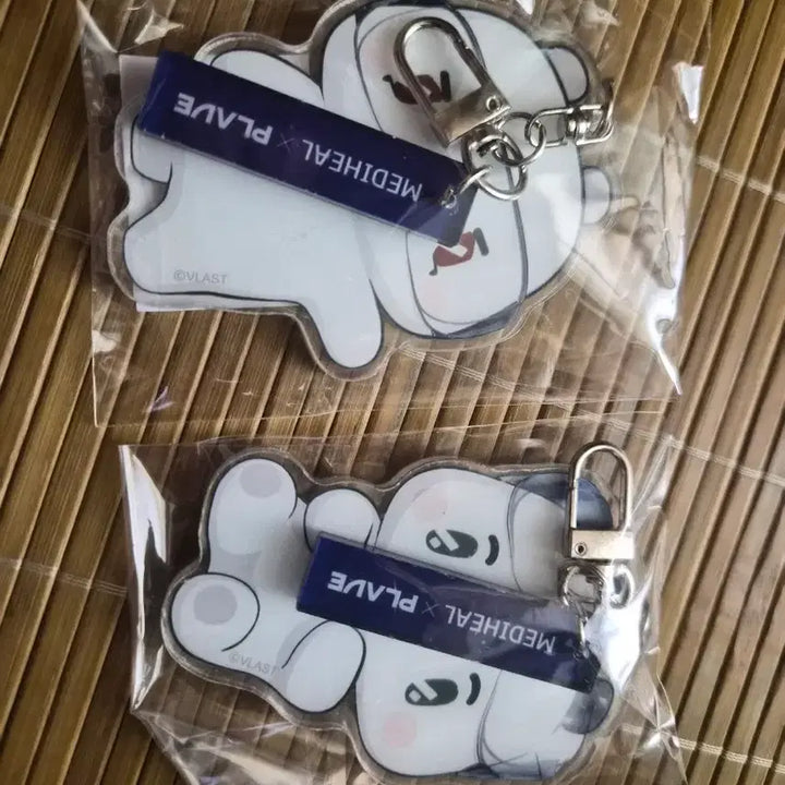[BUNJANG] Mediheal Hand Cream Full Set, Yejun Photocard, MyeMoo Keychain / 메디힐 핸드크림 풀셋, 예준포카, 몌무 므모키링