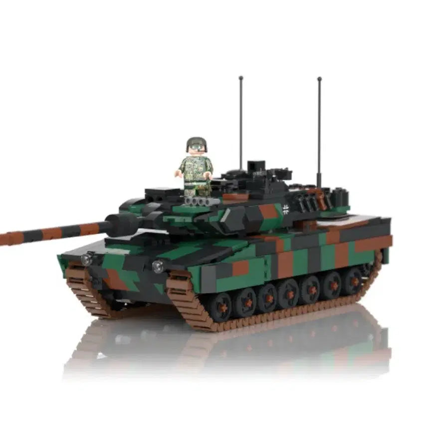 [BUNJANG] Brickmania German Leopard 2A7 Tank Model / 밀리터리 레고 브릭매니아 독일 전차 레오파드 2A7 판매합니다