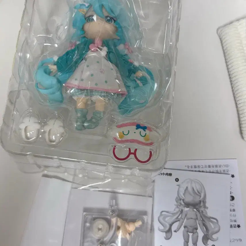 [BUNJANG] Hatsune Miku Nendoroid Doll Loungewear (Unsealed) / 개봉) 하츠네 미쿠 넨도로이드돌 라운지웨어