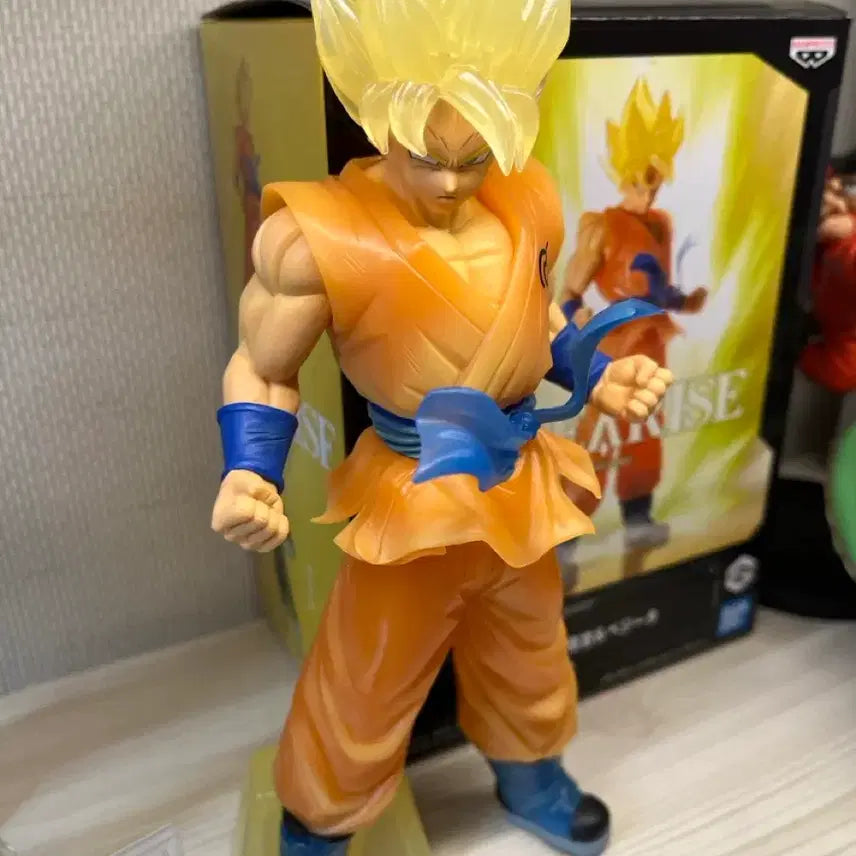 [BUNJANG] Dragon Ball Clearise Super Saiyan Goku Figure / 급처) 드래곤볼 클리어라이즈 손오공 초사이언 피규어
