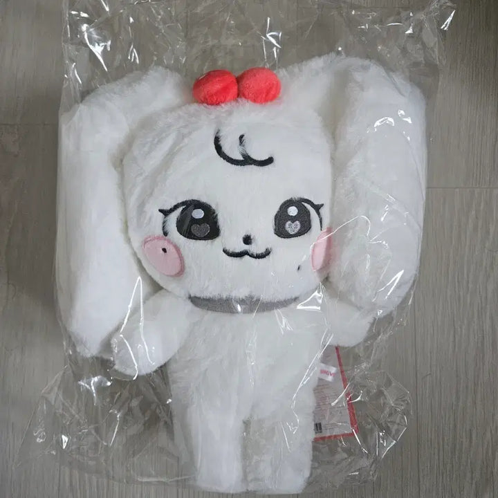 [BUNJANG] MinivsSchool Miniv Fluffy Plush 30cm Cherry / 미니브스쿨 미니브 플러피 플러시 30cm 체리