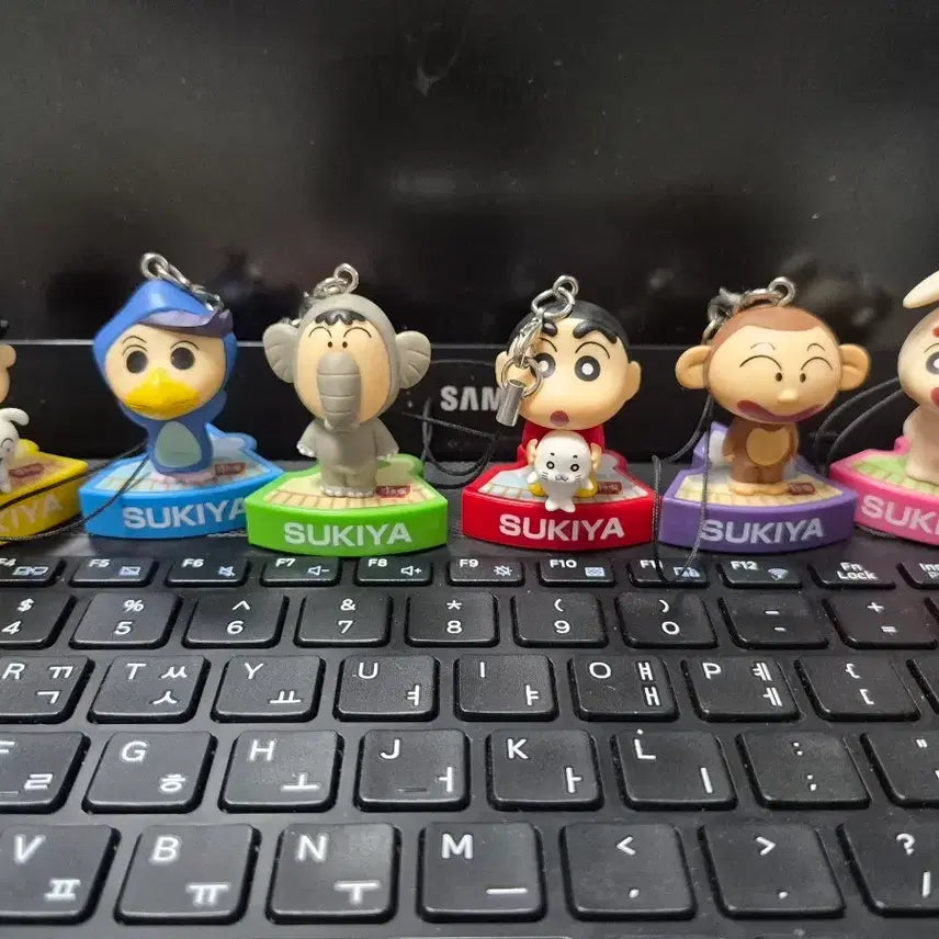 [BUNJANG] Crayon Shin-chan (Guk-san) Skim-chan Full Set / 짱구 고전 스키야짱구 와글와글동물원