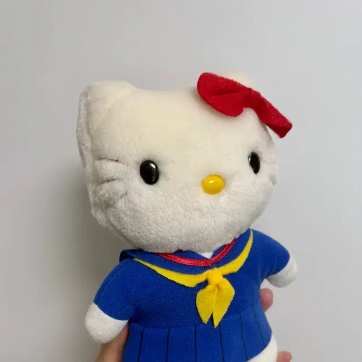 [BUNJANG] 1994 Sanrio Classic Kitty Sailor Uniform Doll Standable / 산리오 고전 키티 인형 자립 교복 인형 세일러복 세라복
