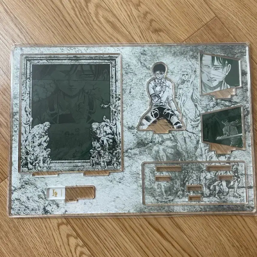 [BUNJANG] Levi "Attack on Titan" Cheonjijeon Acrylic Diorama / 리바이 애니크 천지전 아크릴 디오라마